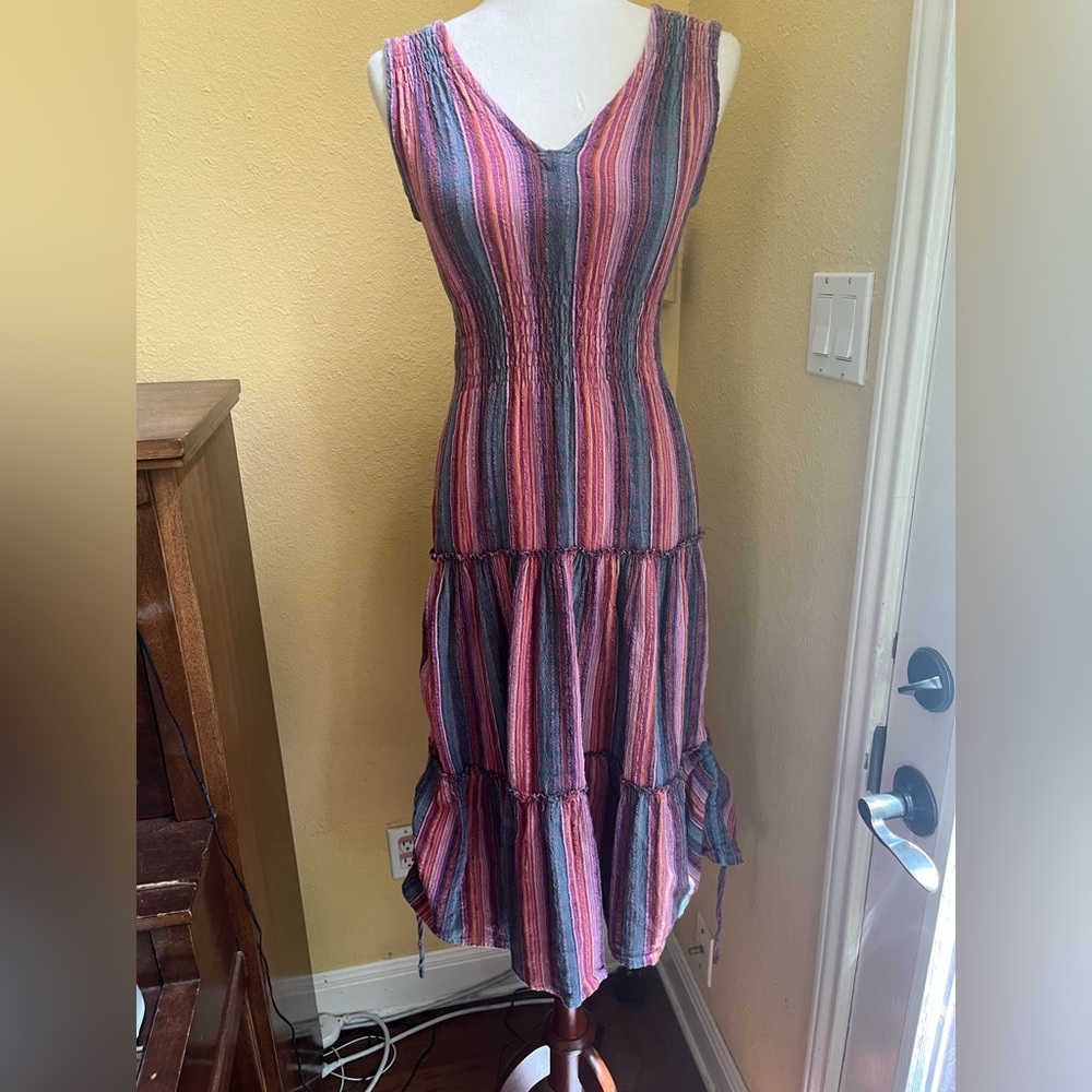 El Interior la sirena Striped Multicolor Sleeveless Dress. No size tag